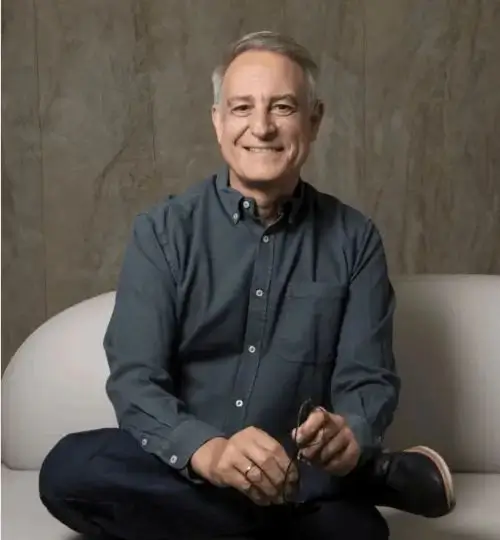 Pablo Gil creador del curso de finanzas personales para la vida real.